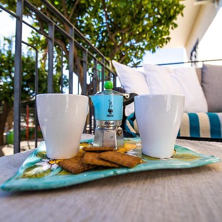 Familiaris Pompei Holiday Home Bagian luar foto