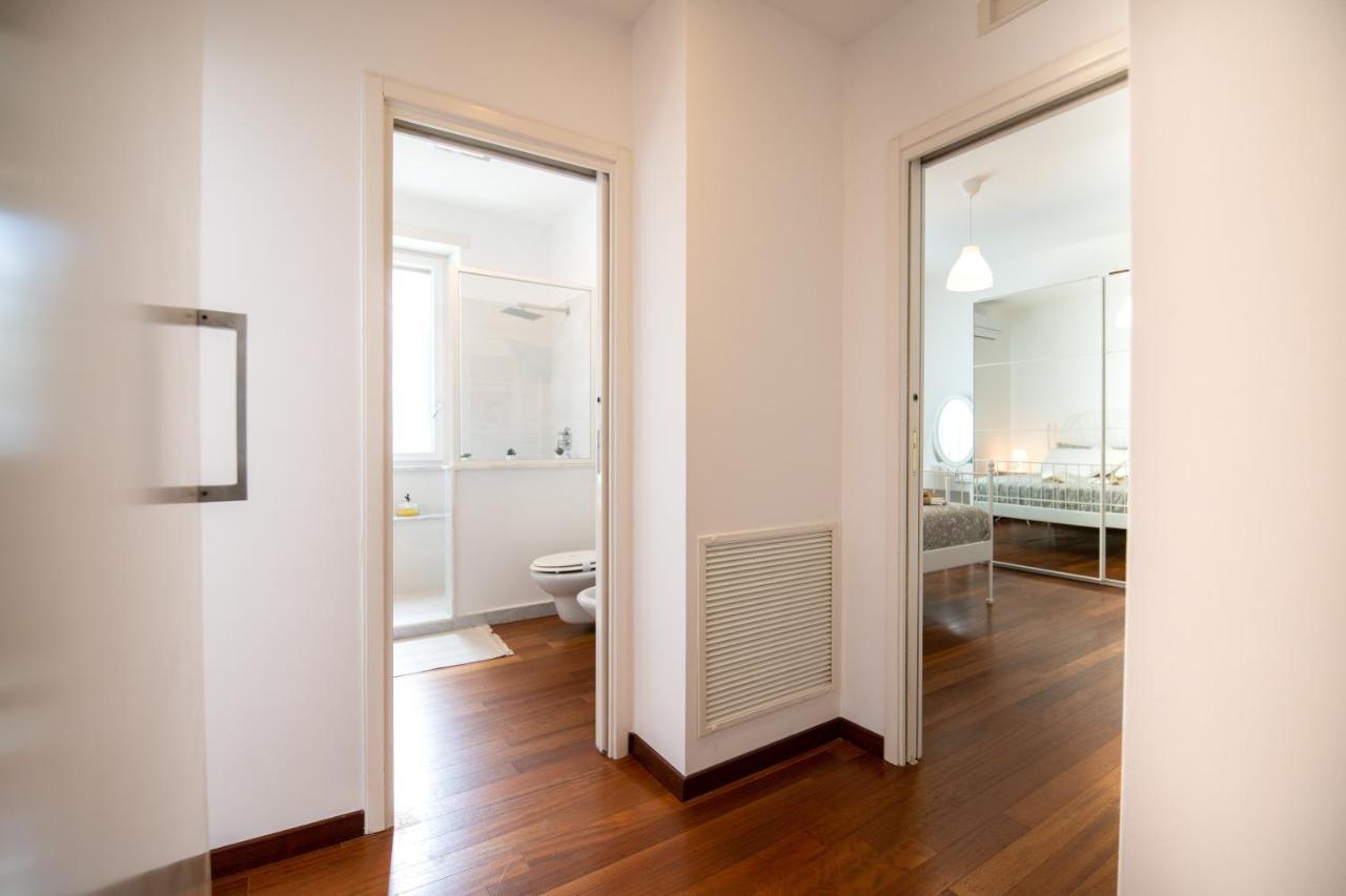 Familiaris Pompei Holiday Home Bagian luar foto