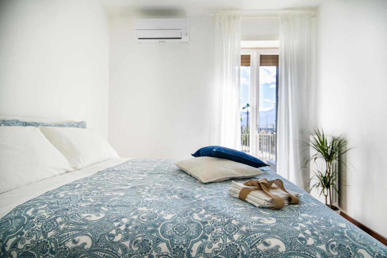 Familiaris Pompei Holiday Home Bagian luar foto